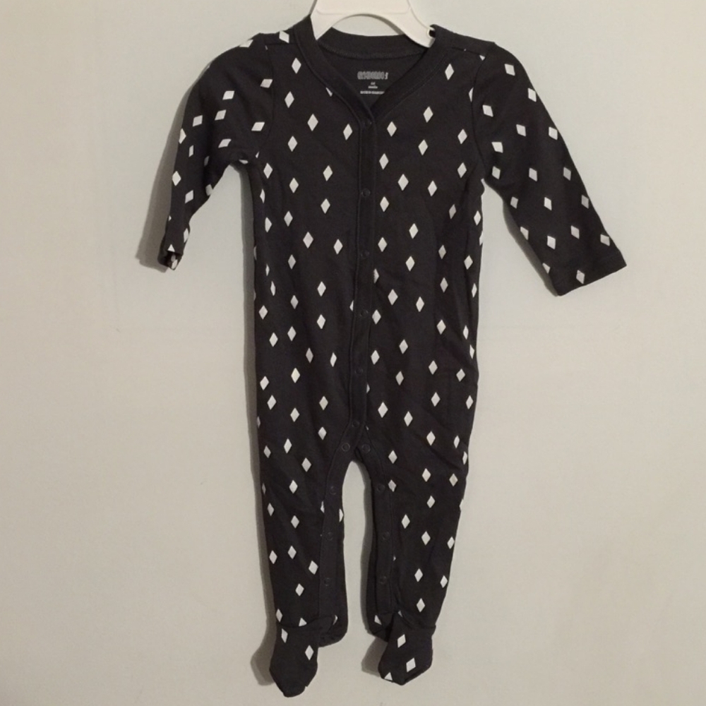 Gymboree diamond footsie